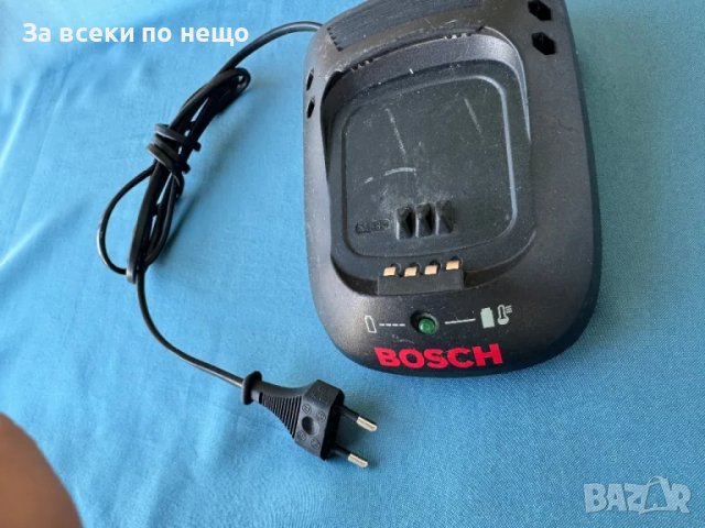 Оригинално зарядно Bosch D-70745 , 10.8 - 21,6V, снимка 3 - Други инструменти - 47603099