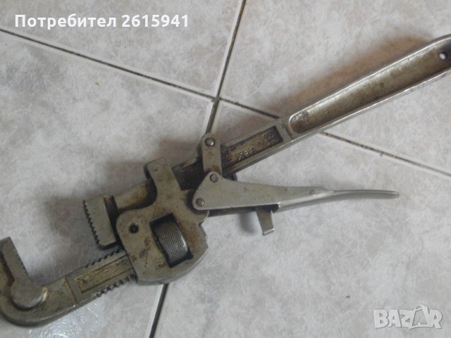 2 Цола-ВиК-Чешмеджийски-Водопроводен-Шарнирен Ключ-Немски-63-70 см Дължина-Захват-7-8 см, снимка 11 - Ключове - 33081995