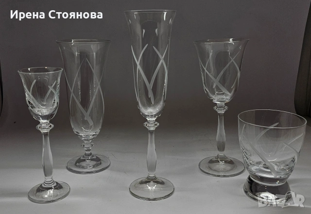 Bohemia, серия Angela кристалин. Общо са 5 модела по 4 броя чаши. Общо 20 броя чаши. 