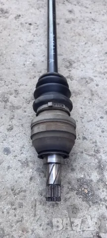 Дясна полуоска Opel Astra H 1.6 105к.с., снимка 2 - Части - 48853384