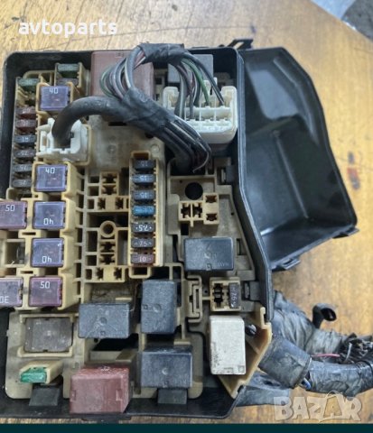 Toyota avensis verso 2.0d4d 2005 година Бушонно табло