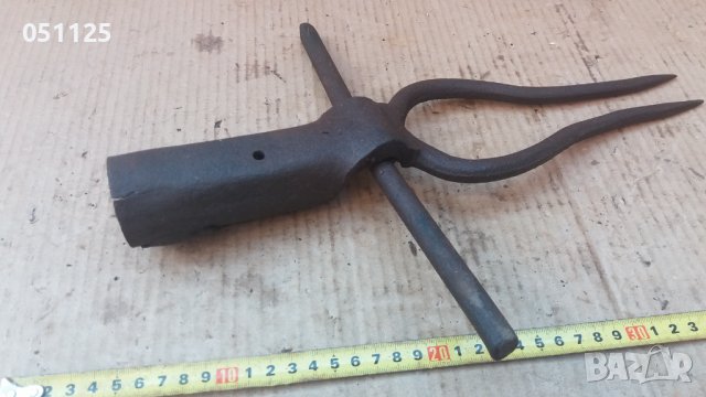 старо ковано земеделско сечиво, инструмент , снимка 5 - Антикварни и старинни предмети - 37757692