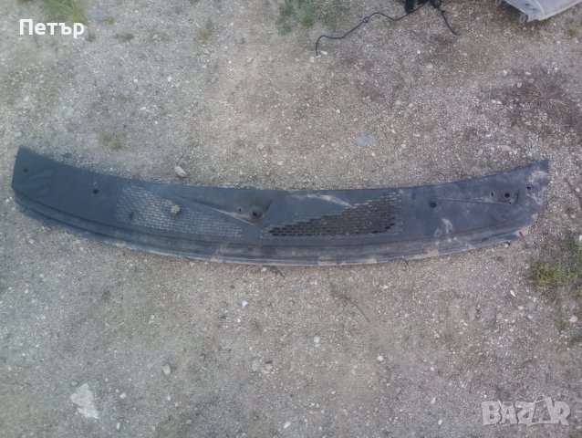 Кора решетка чистачки форд транзит 2000-2006г