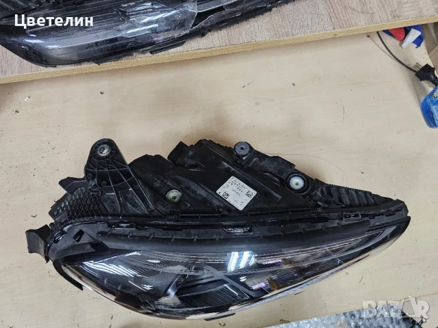 Десен фар Mercedes W214 desen far мерцедес 214 е класа, снимка 5 - Части - 51241984