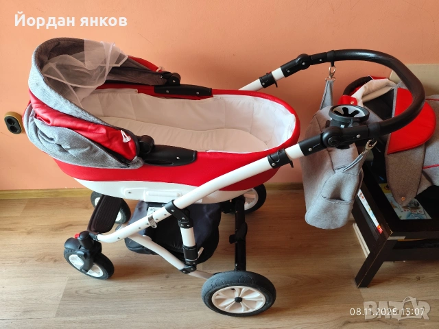 Бебешка количка 3 в 1 със столче за кола Karwala – Сиво и Червено, снимка 7 - Детски колички - 53012823