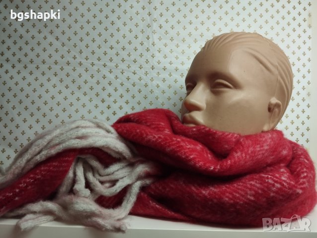 22 - Дамски кашмирен шал в червен цвят., снимка 2 - Шалове - 43328679