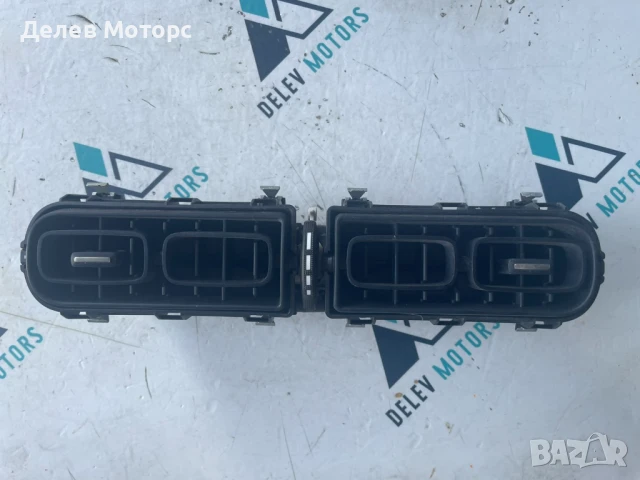 Предни централни духалки 98124857ZD-00 от Citroen C3 1.2i, 83 ph., 5 sp, двигател HMR, 12 000 km