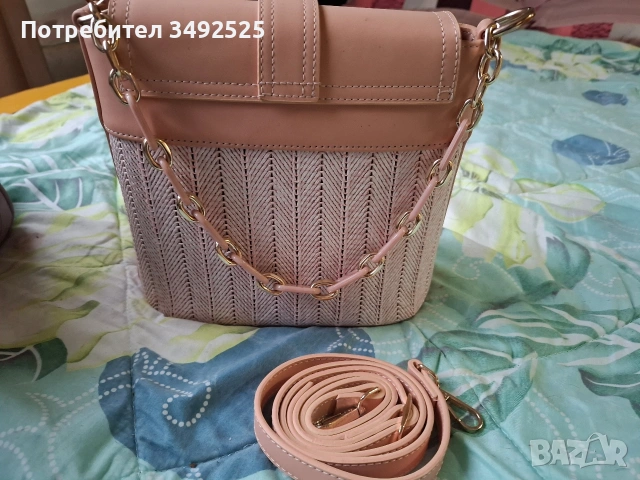 Дамска красива чанта, снимка 3 - Чанти - 53275714