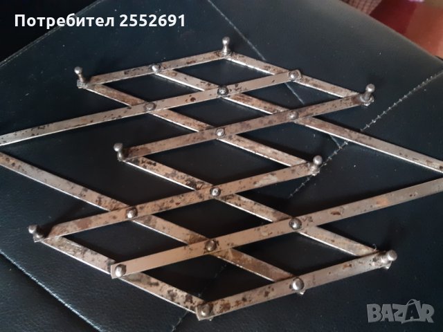 Метална поставка, снимка 3 - Антикварни и старинни предмети - 28180849