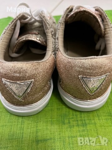 Спортни обувки Guess, снимка 3 - Маратонки - 36744229
