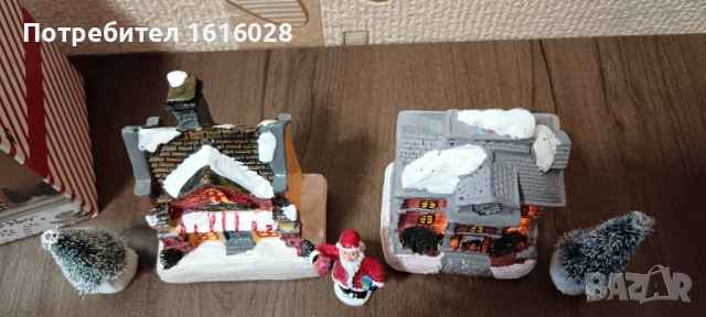 LED светещи 2 къщи с дядо Коледа и елхи., снимка 11 - Декорация за дома - 52297620