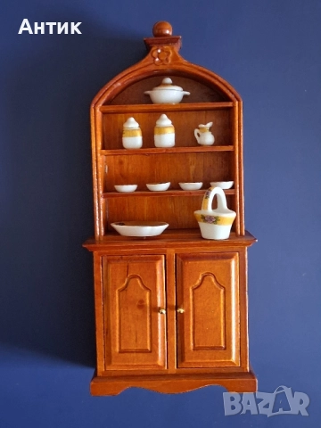 Старо Трапезно Дървено Шкафче с Посуда Миниатюра, снимка 5 - Колекции - 52361174
