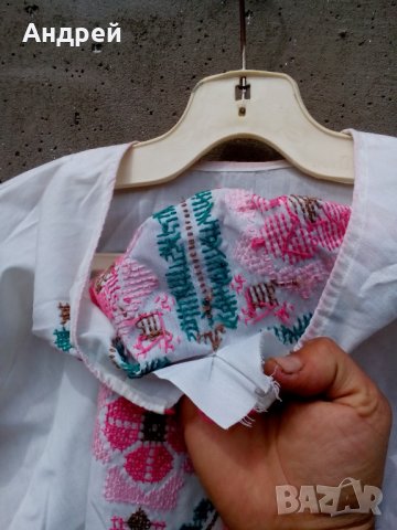 Стара бродирана дамска риза, снимка 6 - Антикварни и старинни предмети - 28705144