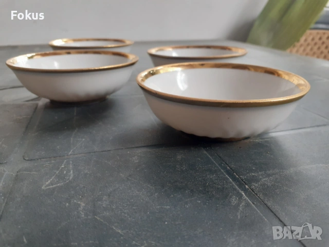 Дулево - съветски порцелан 4 купички за хайвер златен кант, снимка 2 - Антикварни и старинни предмети - 53279904