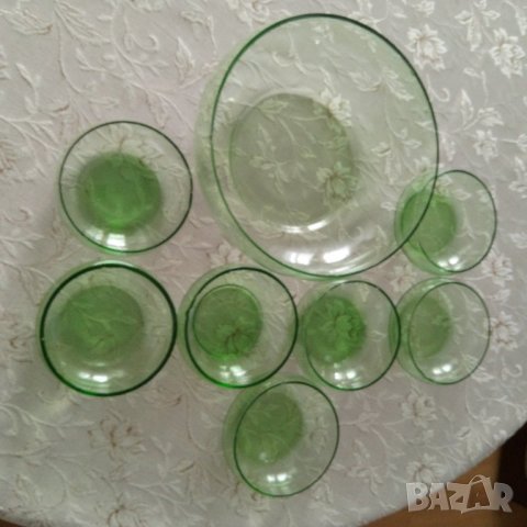 Зелен стъклен сервиз, снимка 4 - Сервизи - 43368170