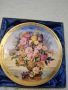Разкошен плакет Royal Albert лимитирана серия, снимка 3