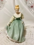 порцеланова статуетка , снимка 1