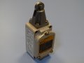 изключвател Omron WLD2 limit switch 10A 500V, снимка 6