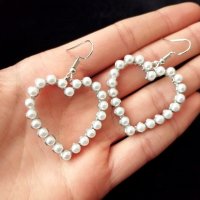 Дълги обеци сърца с бели перли , снимка 6 - Обеци - 40001290