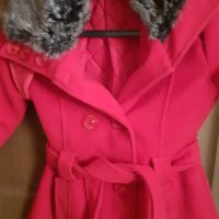 Кокетно червено палтенце за малка госпожица, снимка 3 - Детски якета и елеци - 38448944