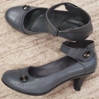 Дамски сиви обувки, снимка 1 - Дамски ежедневни обувки - 37012203