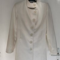 Бяло елегантно палто с подплата , снимка 4 - Палта, манта - 43942081