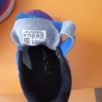 Маратонки Adidas за момиче, снимка 2 - Детски маратонки - 26502726