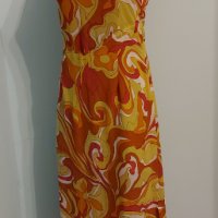 Изумително красива огнена рокля с хастар / малък размер, снимка 1 - Рокли - 35641503