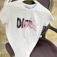 Дамска тениска Dior Реплика ААА+, снимка 1 - Тениски - 43773632