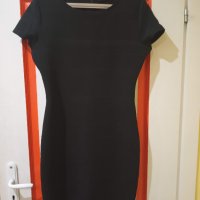 Малка черна рокля, снимка 1 - Рокли - 27956755
