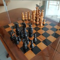 Масичка за шах, снимка 3 - Антикварни и старинни предмети - 43271307