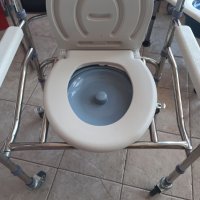 Тоалетен стол- нов, олекотен, с колелца