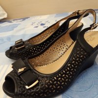 черни дамски обувки, снимка 1 - Дамски ежедневни обувки - 32381323