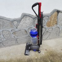 Прахосмукачка - Dyson DC 40 / 700 W, снимка 2 - Прахосмукачки - 36727010