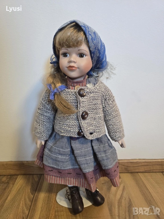 Различни порцеланови кукли, снимка 1