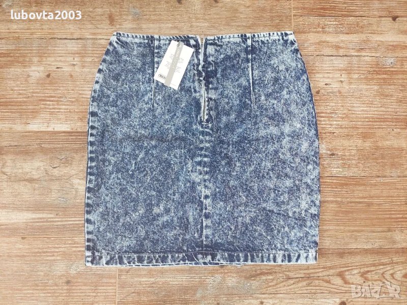 Нова Дамска дънкова пола М/L размер, снимка 1