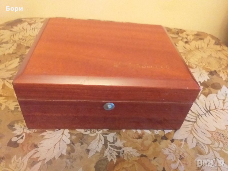 Дървена кутия пиянолак, снимка 1