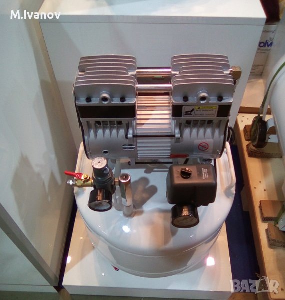 Безмаслен компресор 840W за дентален юнит, снимка 1