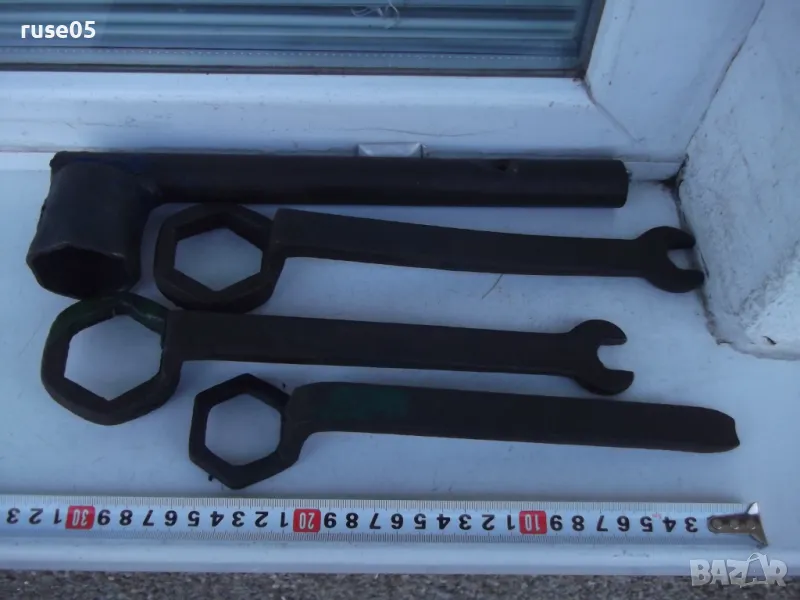 Лот от 4 бр. стари ключа, снимка 1