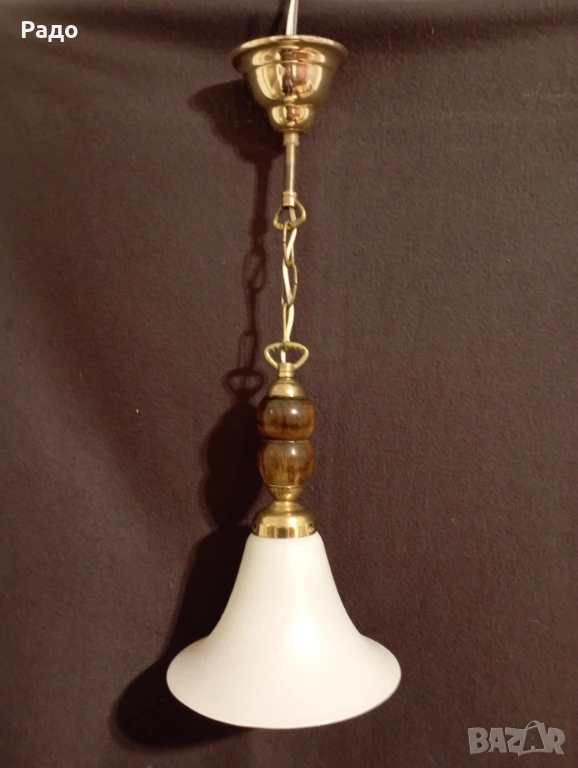 Красив полилей с бял стъклен абажур, снимка 1