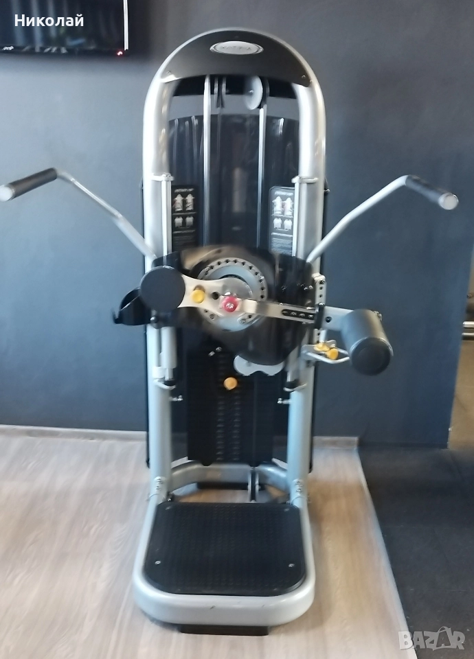 Фитнес уред Matrix Aura Rotary Hip , снимка 1