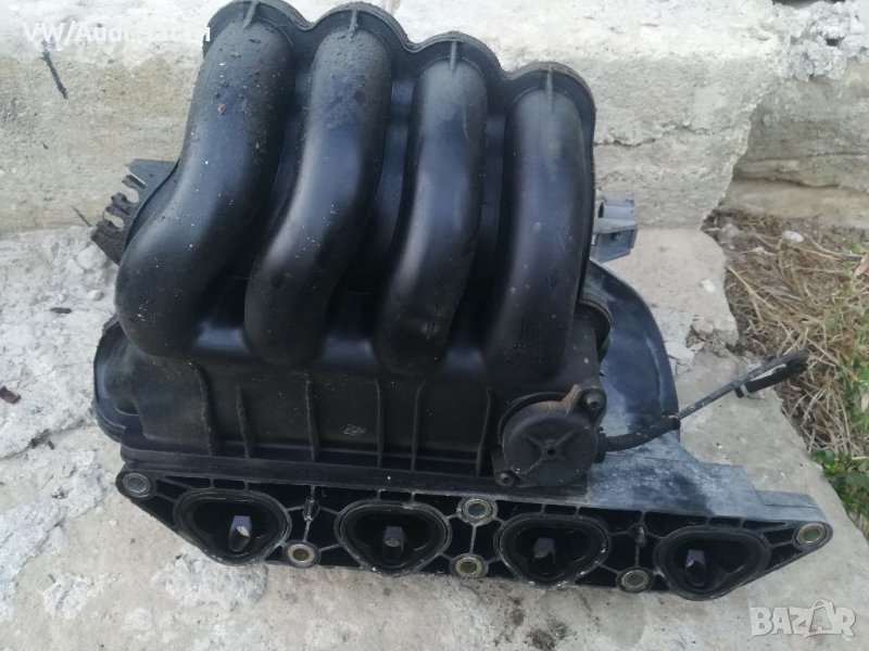 Всмукателен колектор за Голф 4 Ауди А3 1.4 Audi A3 Golf 4 1.4, снимка 1