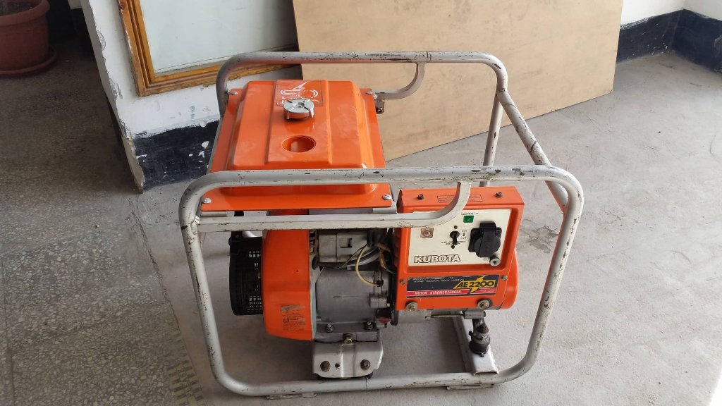 Бензинов монофазен агрегат за ток KUBOTA AE2200 в Генератори в гр 