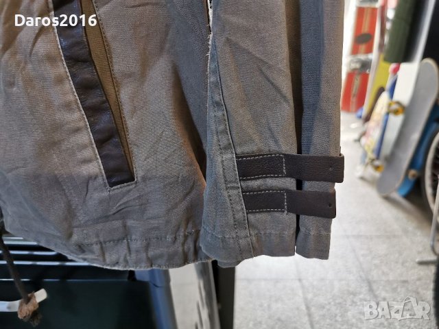 Туристически анурак Jean Paul, Limited edition M, снимка 4 - Спортна екипировка - 40007055