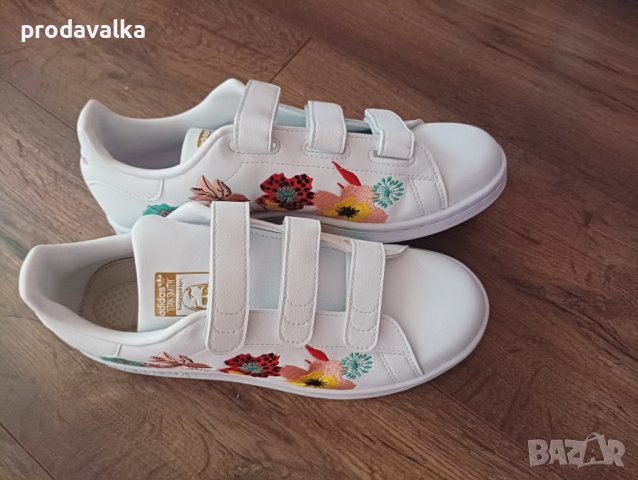 Дамски обувки Adidas , снимка 3 - Маратонки - 43071622