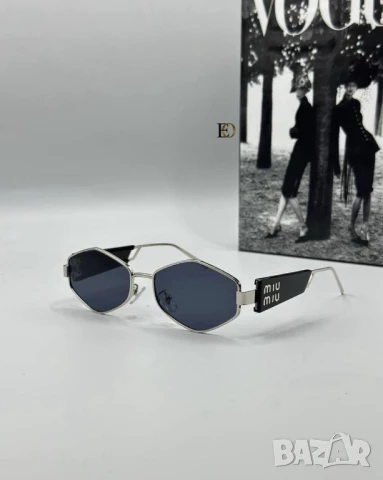 очила с калъф prada miu miu , снимка 10 - Слънчеви и диоптрични очила - 50571493