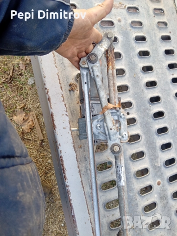 VOLKSWAGEN GOLF Моторче за чистачки предни 1137328129 Mk 5 (1K) Моторче за чистачки 04 05 06 07 0, снимка 3 - Части - 52820656