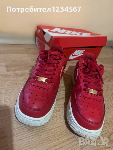 Оригинални маратонки Nike Air Force 38 н, снимка 2 - Маратонки - 52867558