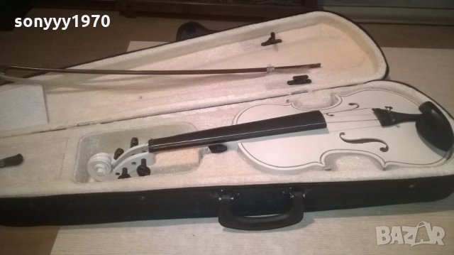 *БЯЛА ЦИГУЛКА С ЛЪК-ВНОС ШВЕЦИЯ