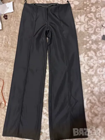 Тъмно зелен дамски панталон с прави крачоли